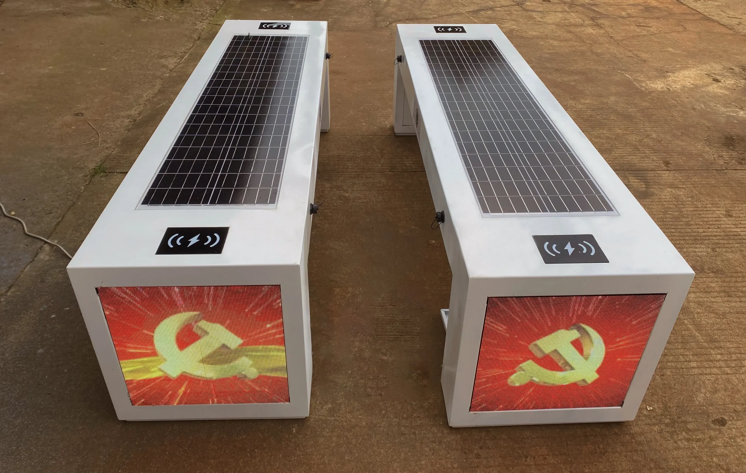 Smart photovoltaic seat case 3