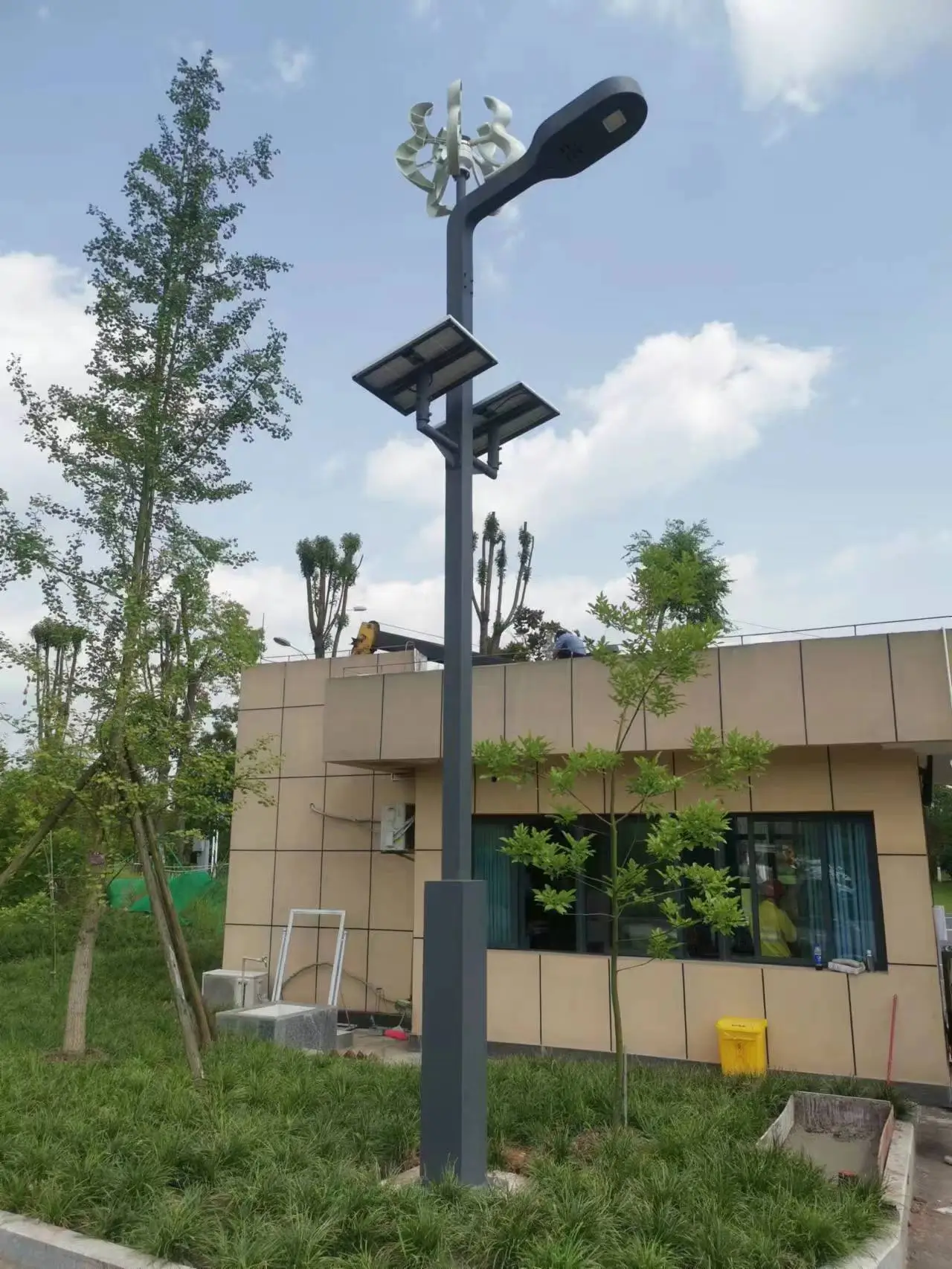 Wind-solar complementary smart street light case 2